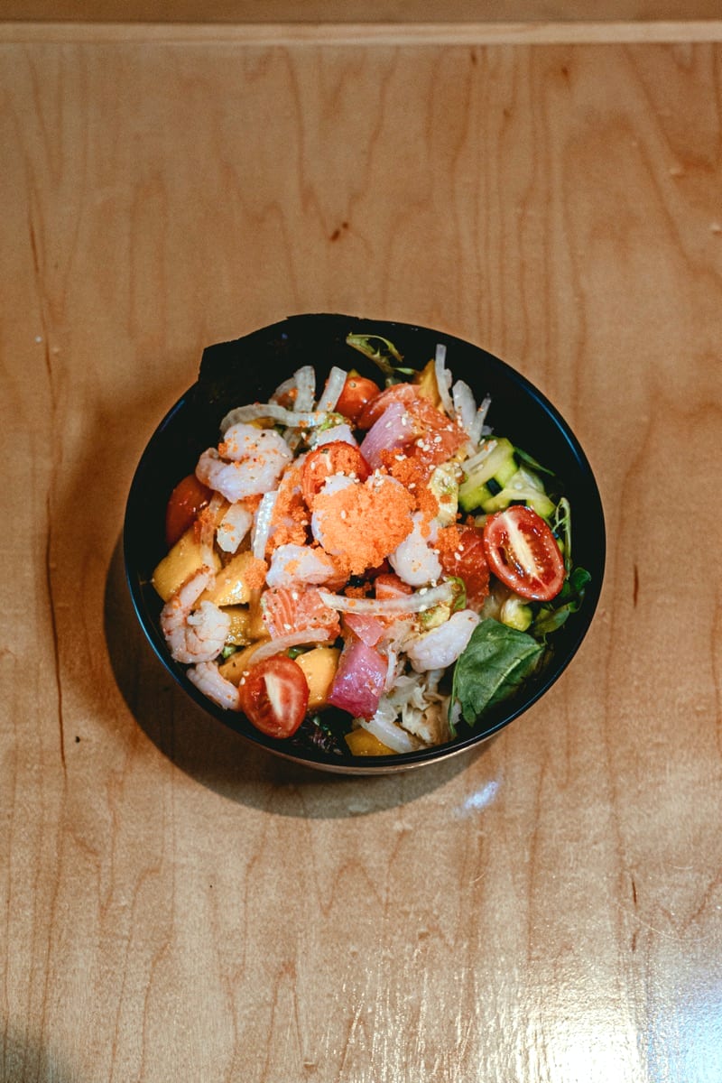 Custom poké bowl